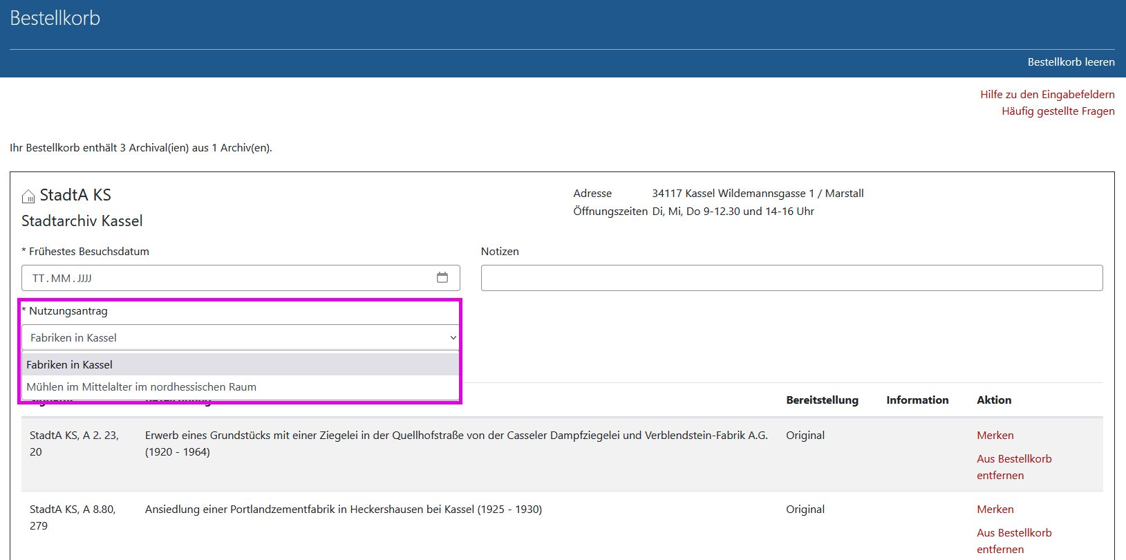 Screenshot des Bestellkorbs in Arcinsys. 
								Die Seite hat die h1-Überschrift 'Bestellkorb'.
									Im Kopfbereich gibt es den Link 'Bestellkorb leeren'.
									Im Hauptbereich wird folgende Information ausgegeben: 'Ihr Bestellkorb enthält [Zahl] Archival(ien) aus [Zahl] Archiv(en)'.
								Zudem gibt es die Links 'Hilfe zu den Eingabefeldern' und 'Häufig gestellte Fragen'. 
									Wenn der Bestellkorb leer ist, wird folgender Hinweis ausgegeben: 'In Ihrem Bestellkorb befinden sich keine Verzeichnungen'.
									
									Wenn Bestellungen vorhanden sind, werden diese im Bestellkorb archivweise aufgeführt und weitere Informationen für die Bestellung angezeigt. 
									Wenn beim Archiv Nutzungsanträge gestellt werden müssen, gibt es den Abschnitt '*Nutzungsantrag' mit einem Auswahlmenü (Kombinationsfeld) mit allen vorhandenen Nutzungsanträgen, aus denen der passende
									gewählt werden kann. Wenn noch kein Nutzungsantrag gestellt wurde, werden dort ein textlicher Hinweis und der Link 'Neuen Nutzungsantrag stellen' angezeigt.								
									Wenn beim Archiv Nutzungsformulare übermittelt werden müssen, gibt es den Abschnitt '*Nutzungsformular', in dem das verwendete Nutzungsformular genannt ist. Eine Auswahl ist hier nicht möglich.
								Wenn noch kein Nutzungsformular übermittelt wurde, werden dort ein textlicher Hinweis und der Link 'Neues Nutzungsformular ausfüllen' angezeigt.